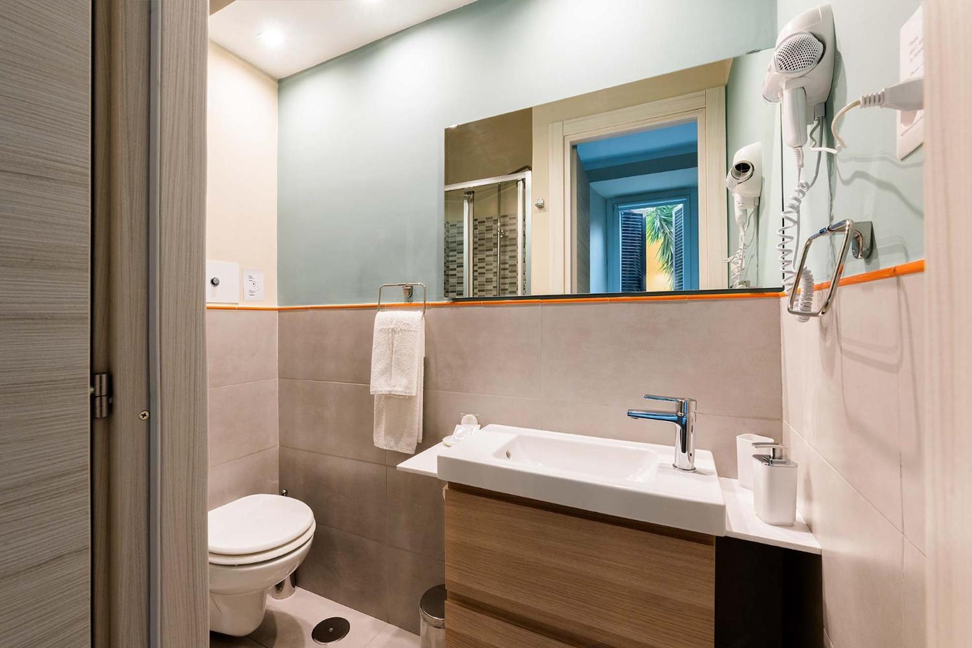 Paola Guest House ローマ エクステリア 写真